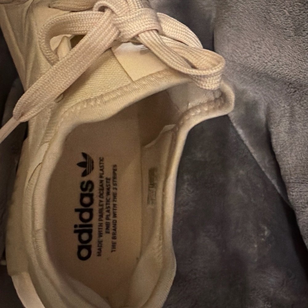 Adidas Off-White Sneakers - Picture 2 of 11